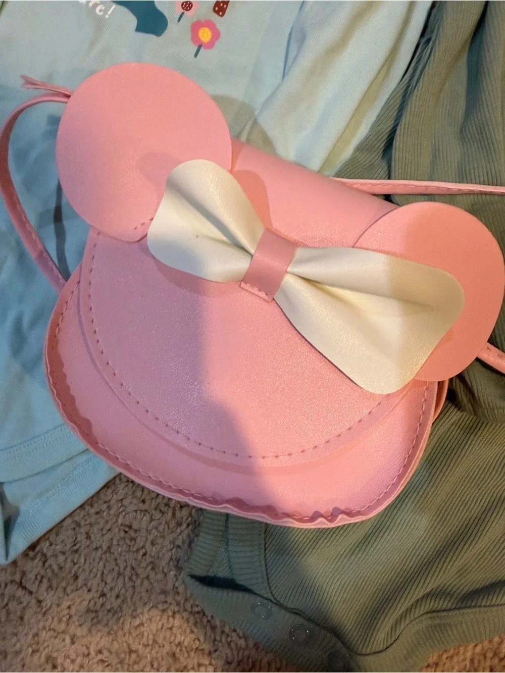 Little girl bundle of clothes 18mo-2T with bonus play purse and car window shade